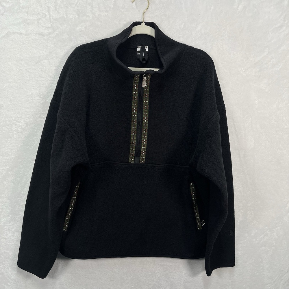 The North Face Fleece Pullover Womens Large Aztec Fall Winter Cozy Outdoors